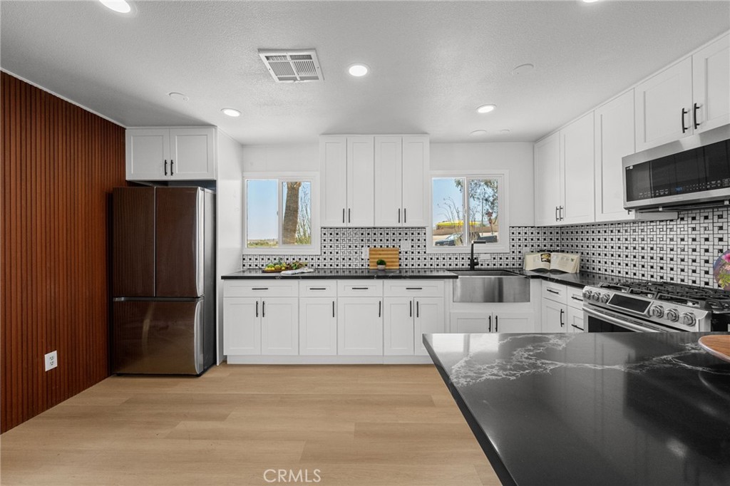 5676 Aztec Avenue Property Photo 15