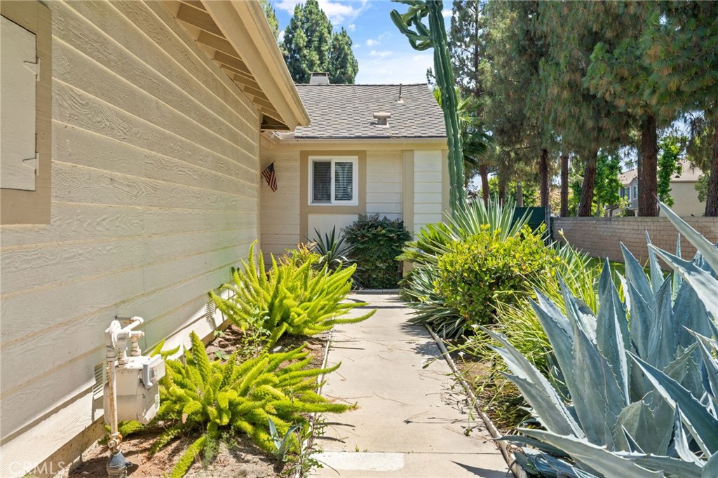 1700 Truman Circle Property Photo 4