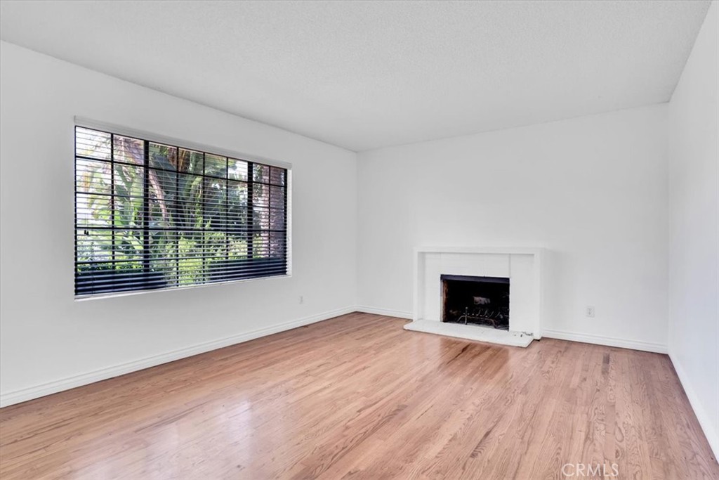 11903 Groveside Avenue Property Photo 7