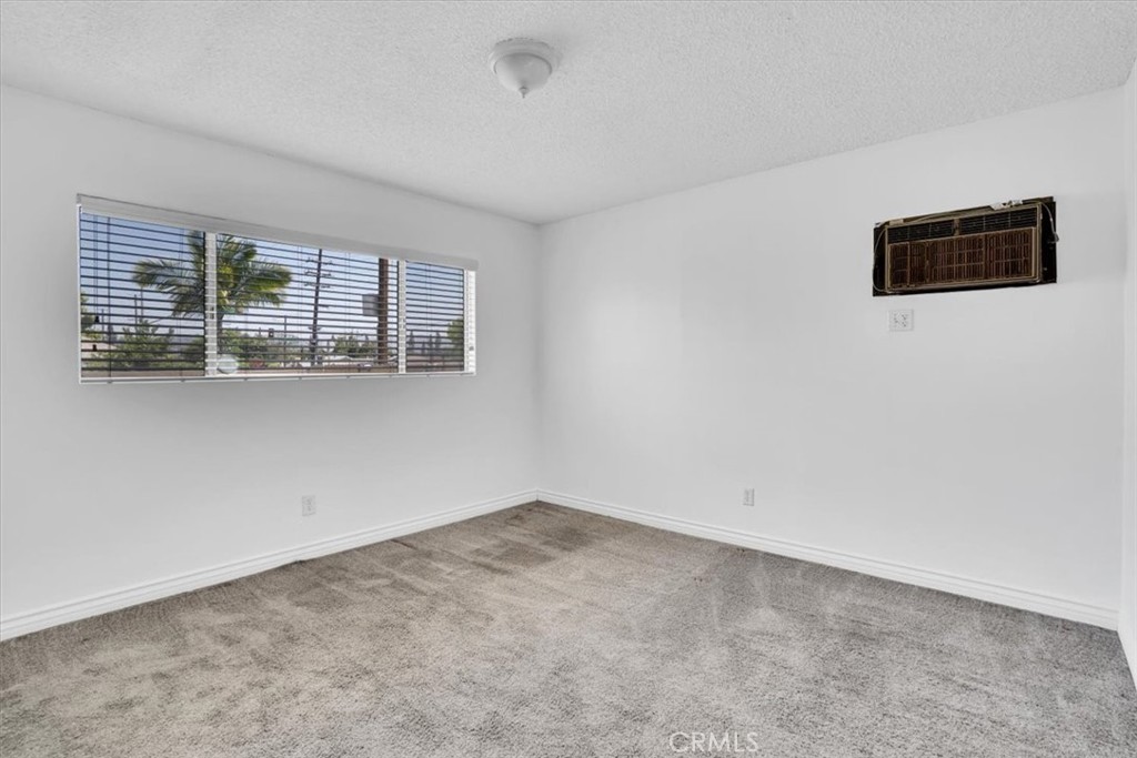 11903 Groveside Avenue Property Photo 35