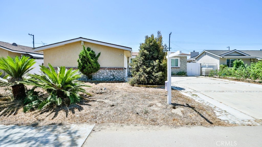 7360 Thunderbird Lane Property Photo 2