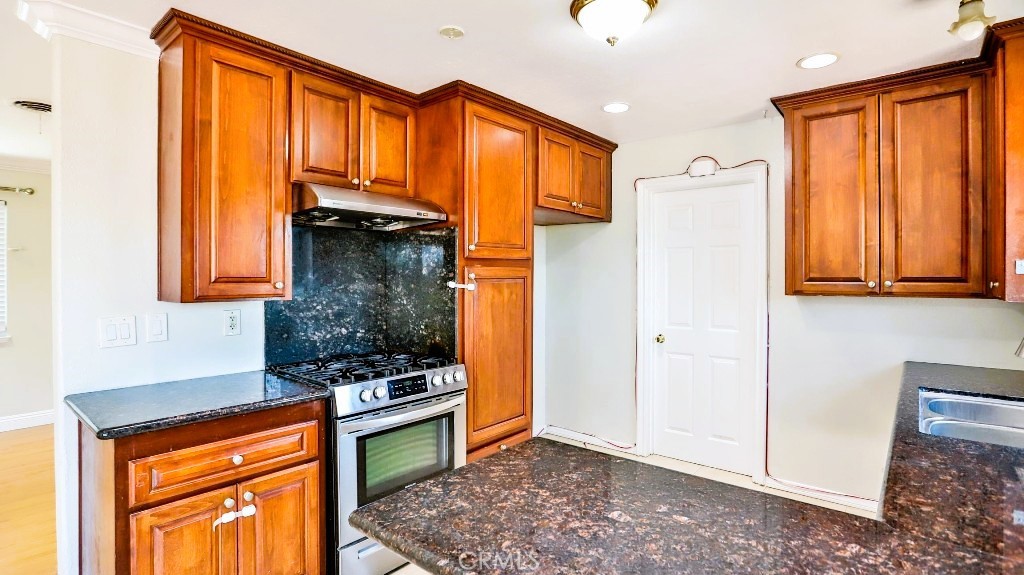 7360 Thunderbird Lane Property Photo 14