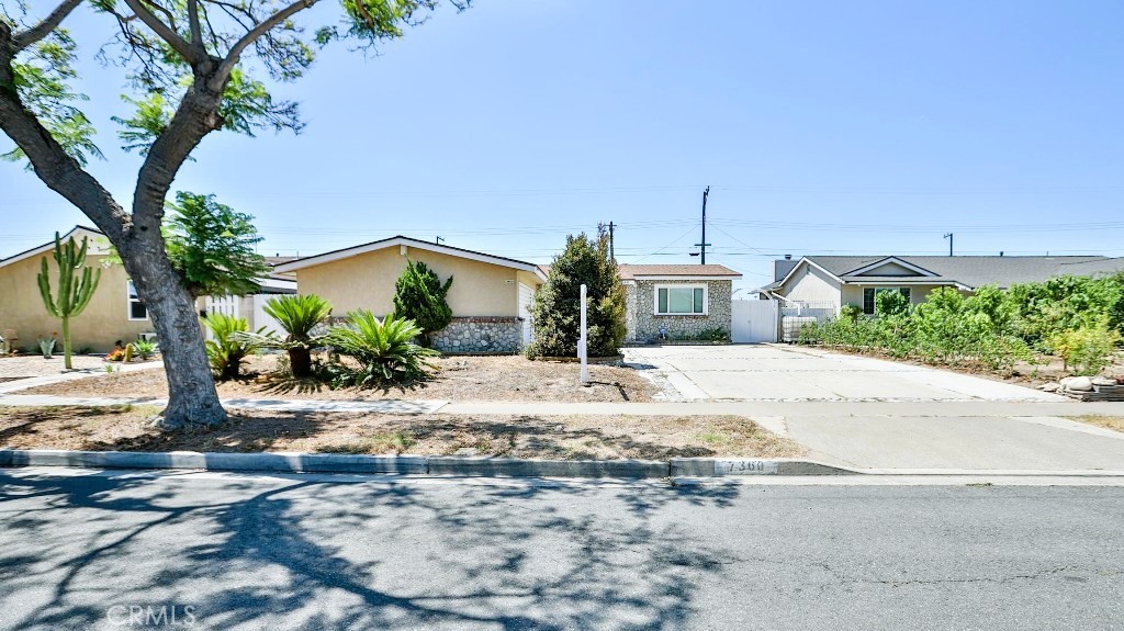 7360 Thunderbird Lane Property Photo 37
