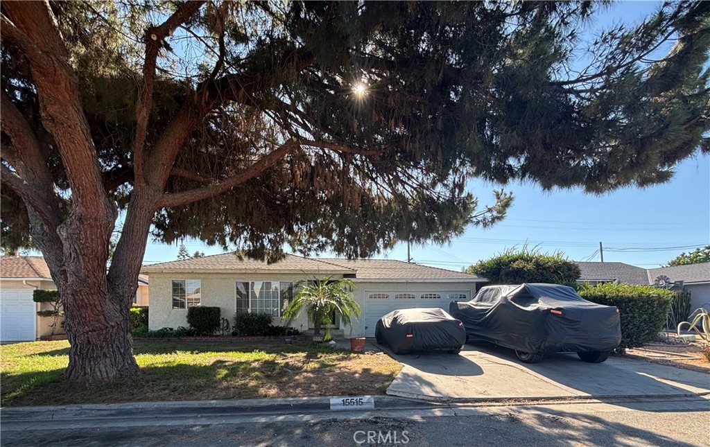 15515 Harvest Avenue Property Photo 1