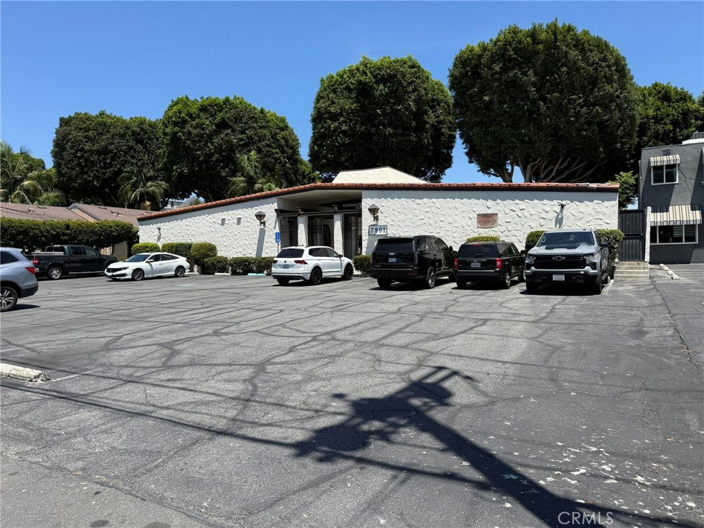 7901 Painter Avenue 5 Property Photo 17