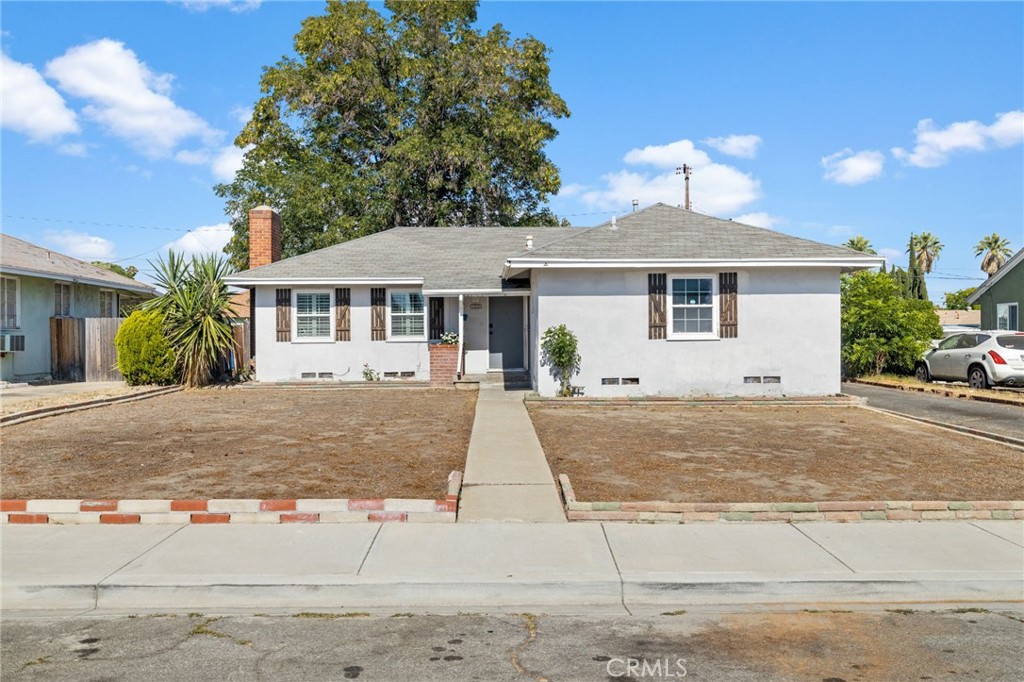 1906 Cloverdale Dr. Property Photo 1
