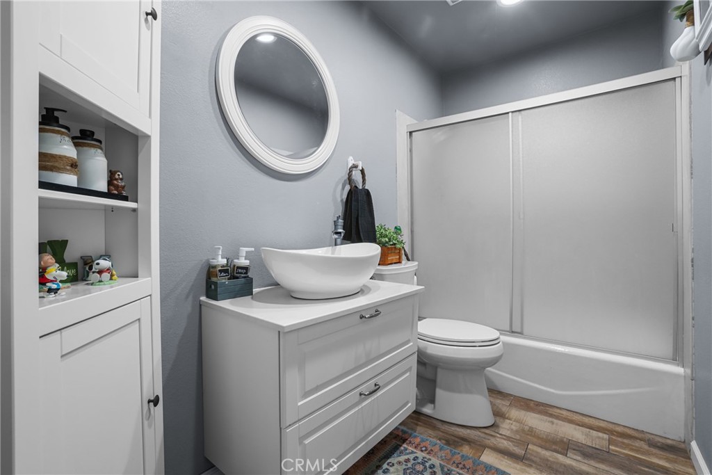 8870 Blanchard Avenue Property Photo 18