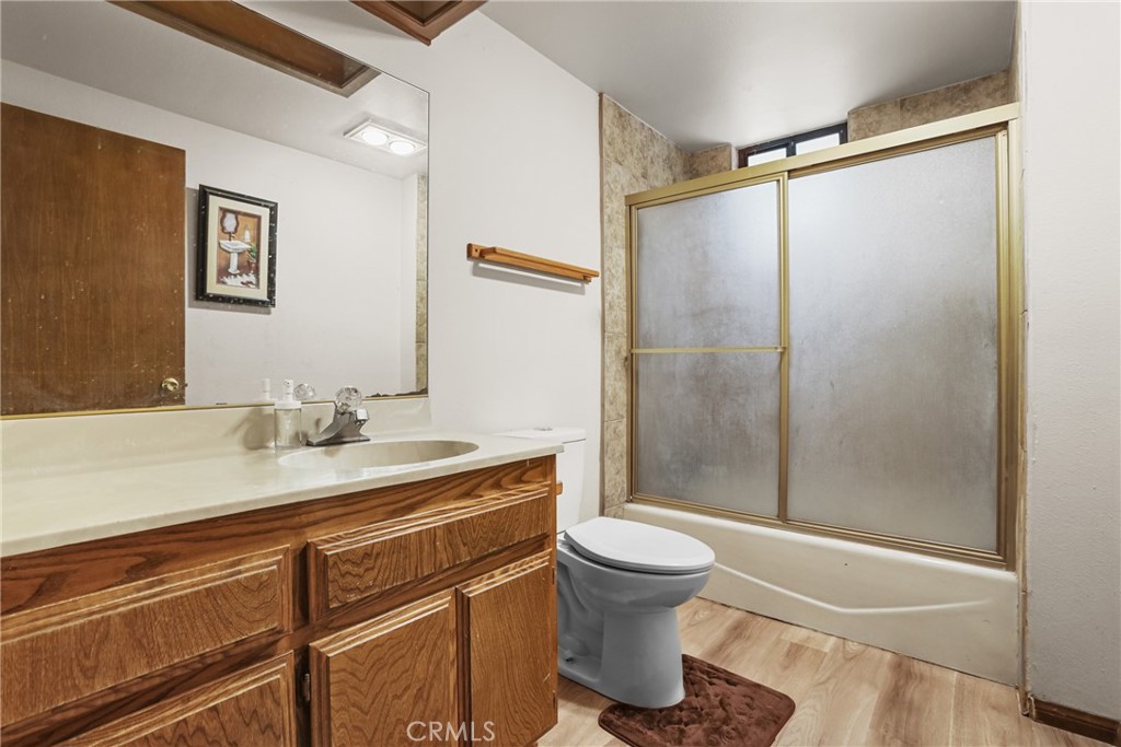 8870 Blanchard Avenue Property Photo 31