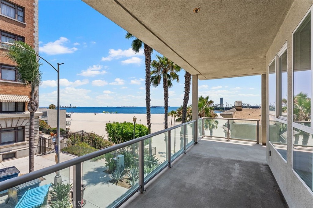 1000 E Ocean Boulevard 416 Property Photo 1