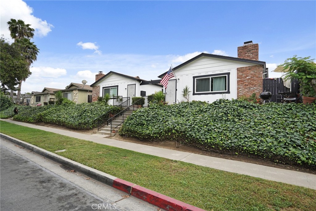 2660 Milton Ave Unit A A Property Photo 1