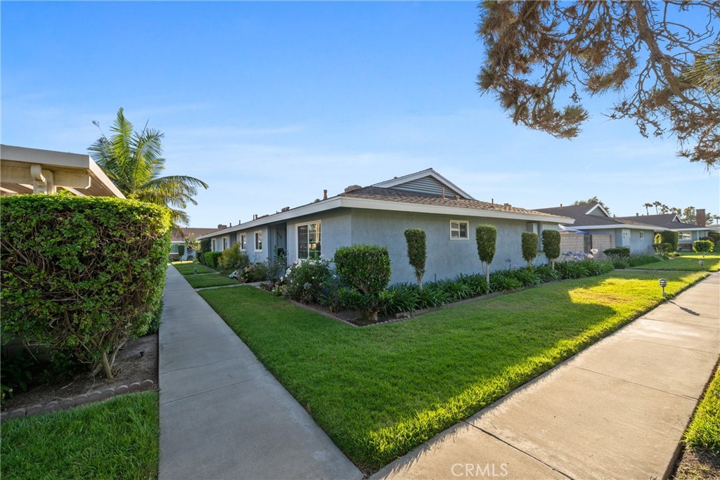 1076 Mitchell Avenue Property Photo 1
