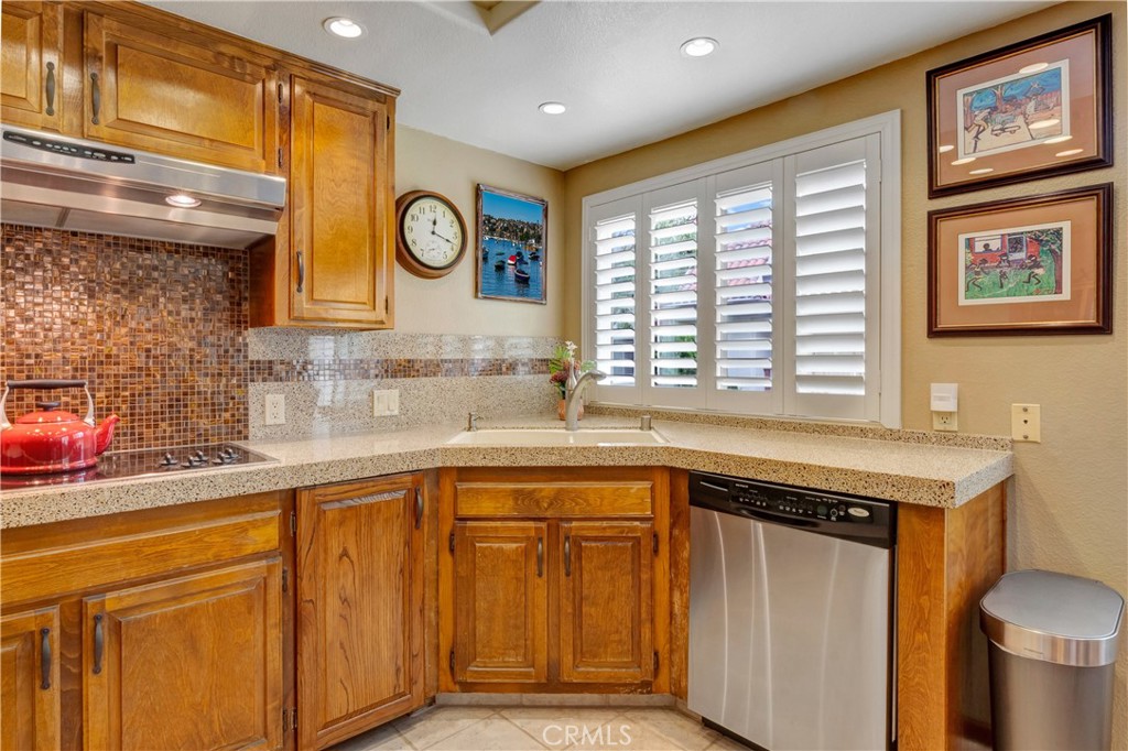 6272 Riviera Circle Property Photo 3