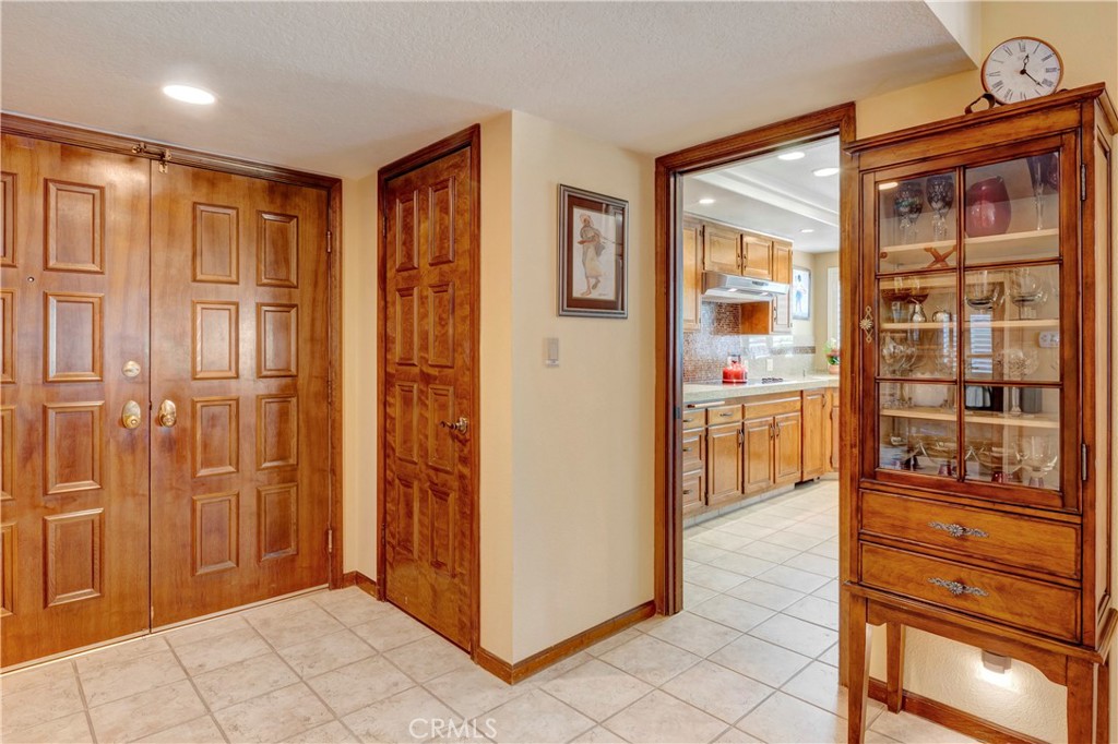 6272 Riviera Circle Property Photo 10