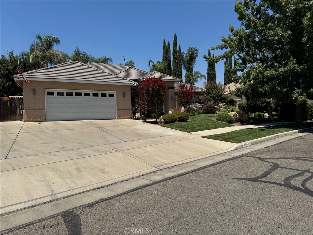 844 Park Place Drive Property Photo 1