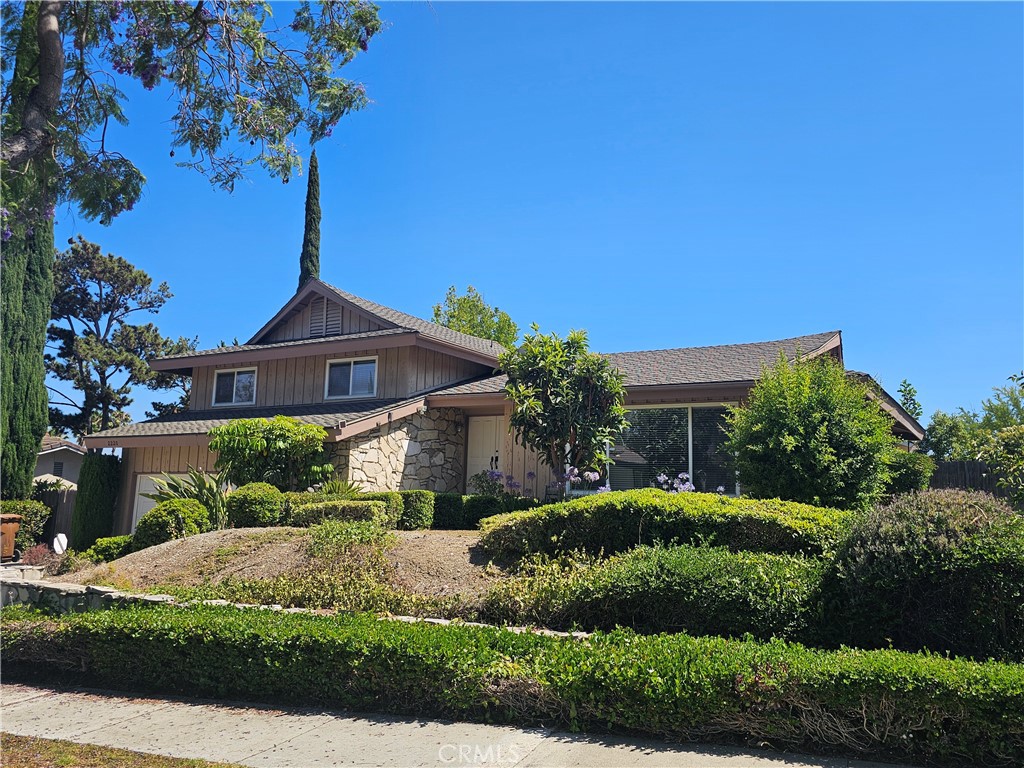 2220 Loma Verde Drive Property Photo 1