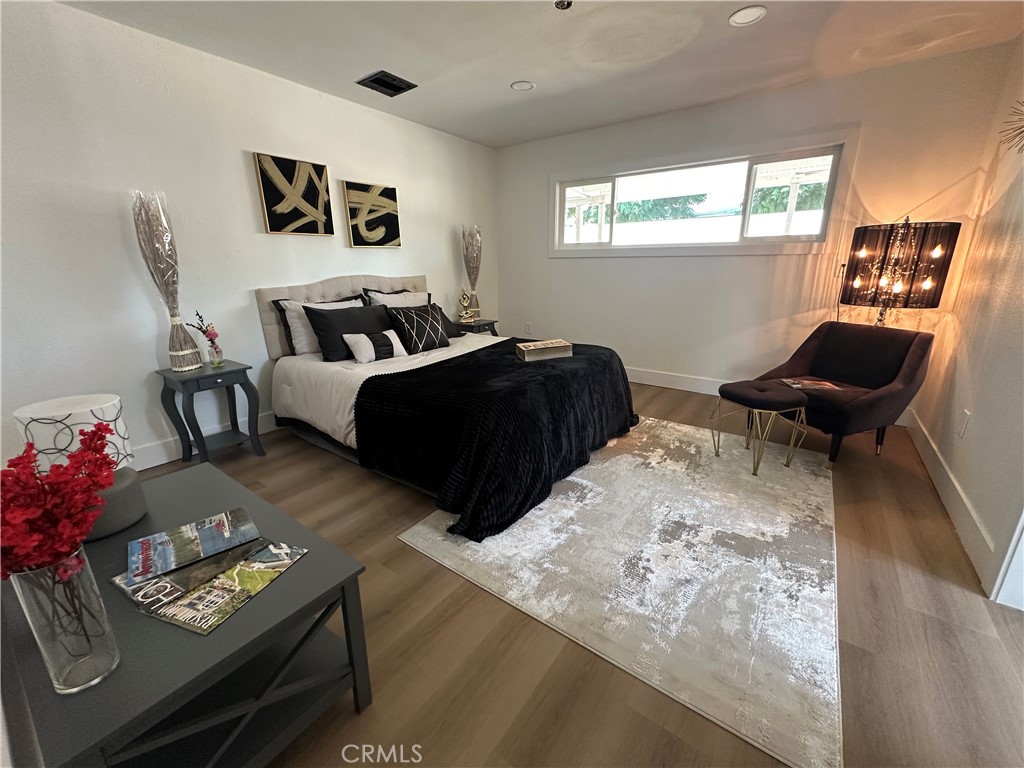 1598 W 7th Street Property Photo 11