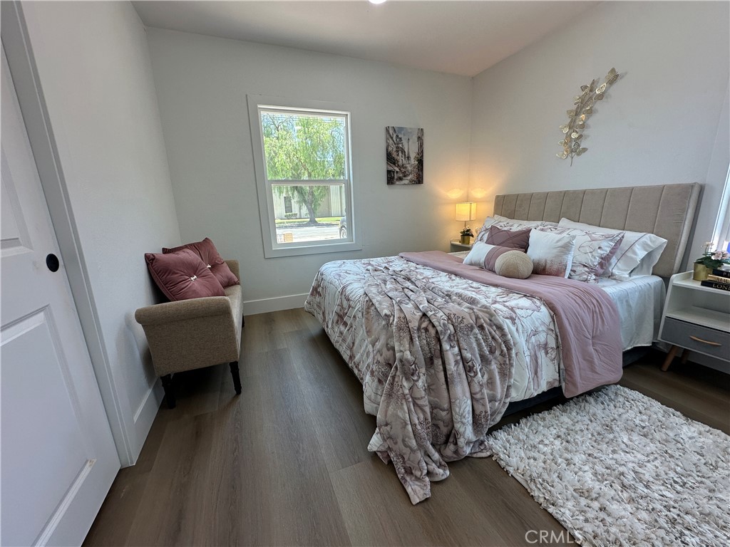 1598 W 7th Street Property Photo 15