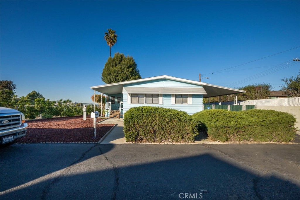22221 Bloomfield Avenue 48 Property Photo 1