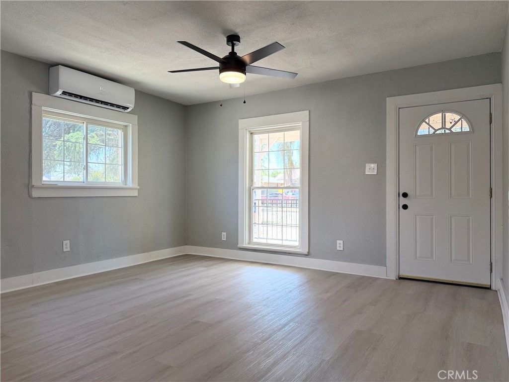 1271 N K Street Property Photo 3
