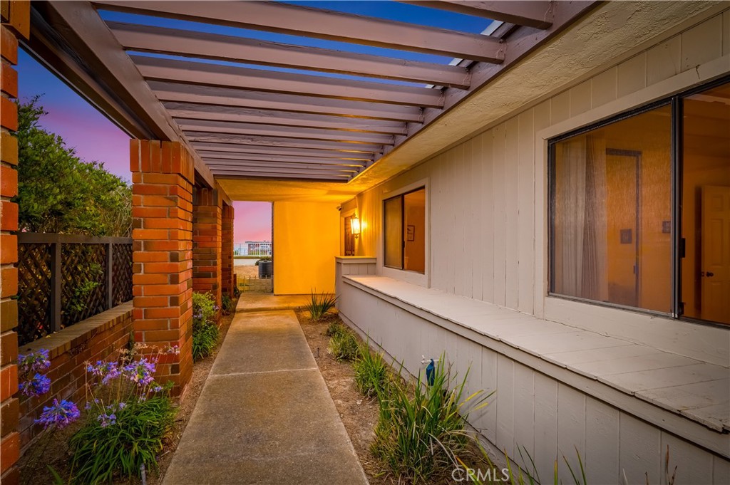 21 Beachcomber Drive Property Photo 5
