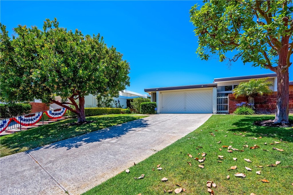 21 Beachcomber Drive Property Photo 7