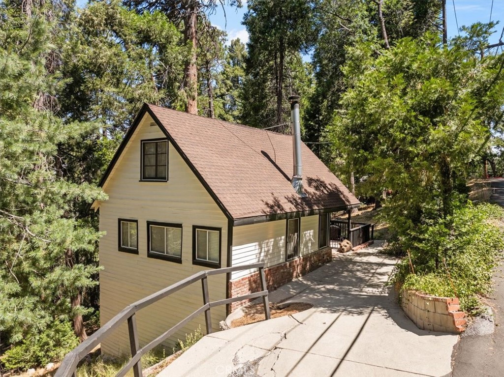 25576 Hi Lane Property Photo 2