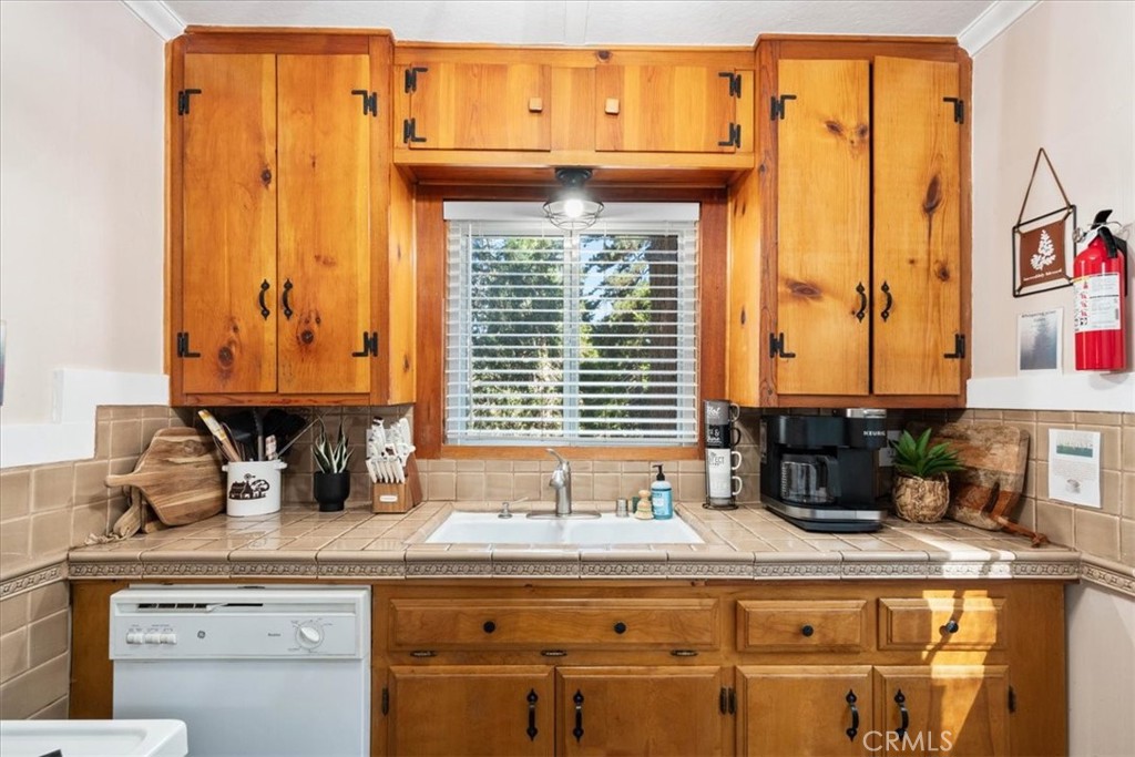 25576 Hi Lane Property Photo 13