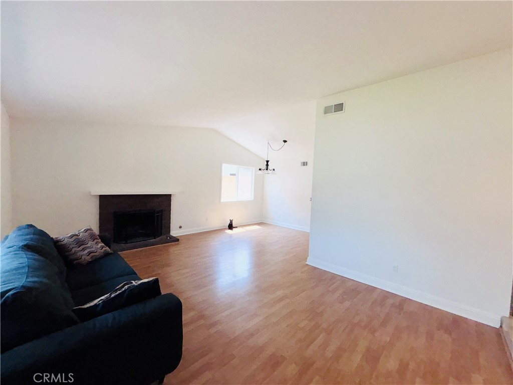10349 Victoria Street Property Photo 4
