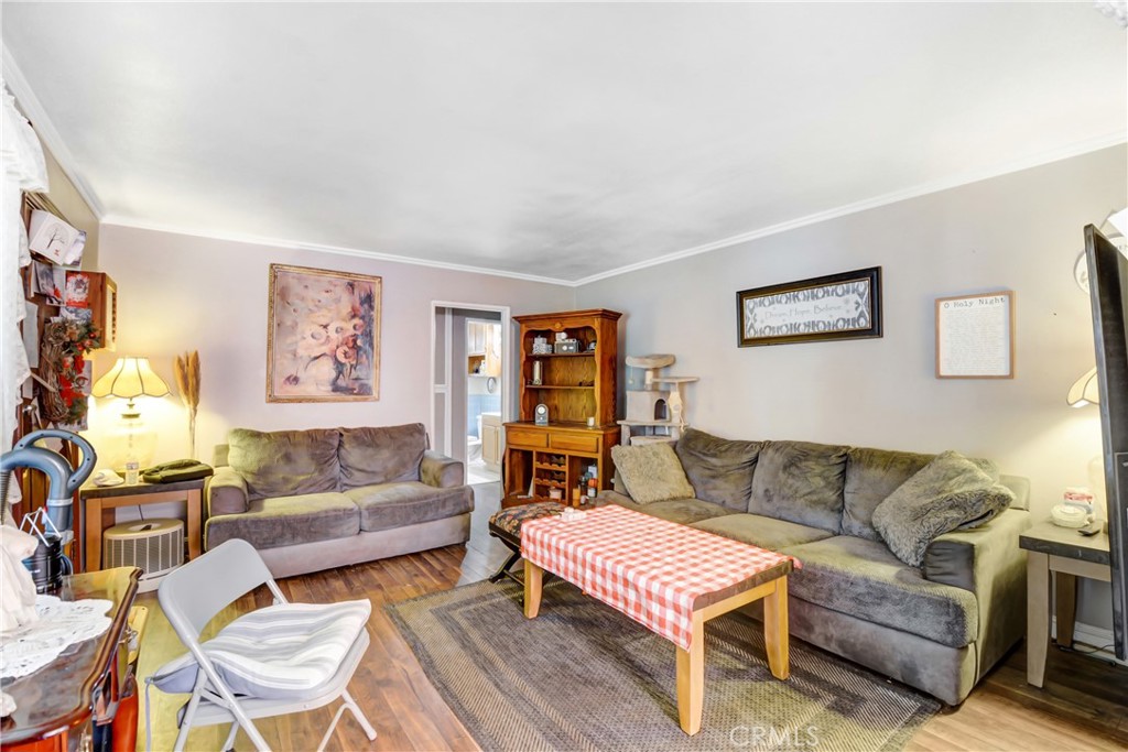 456 E Wilson Street Property Photo 5