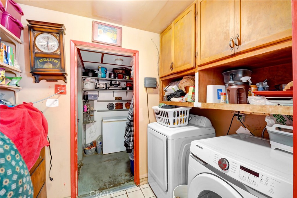 456 E Wilson Street Property Photo 10