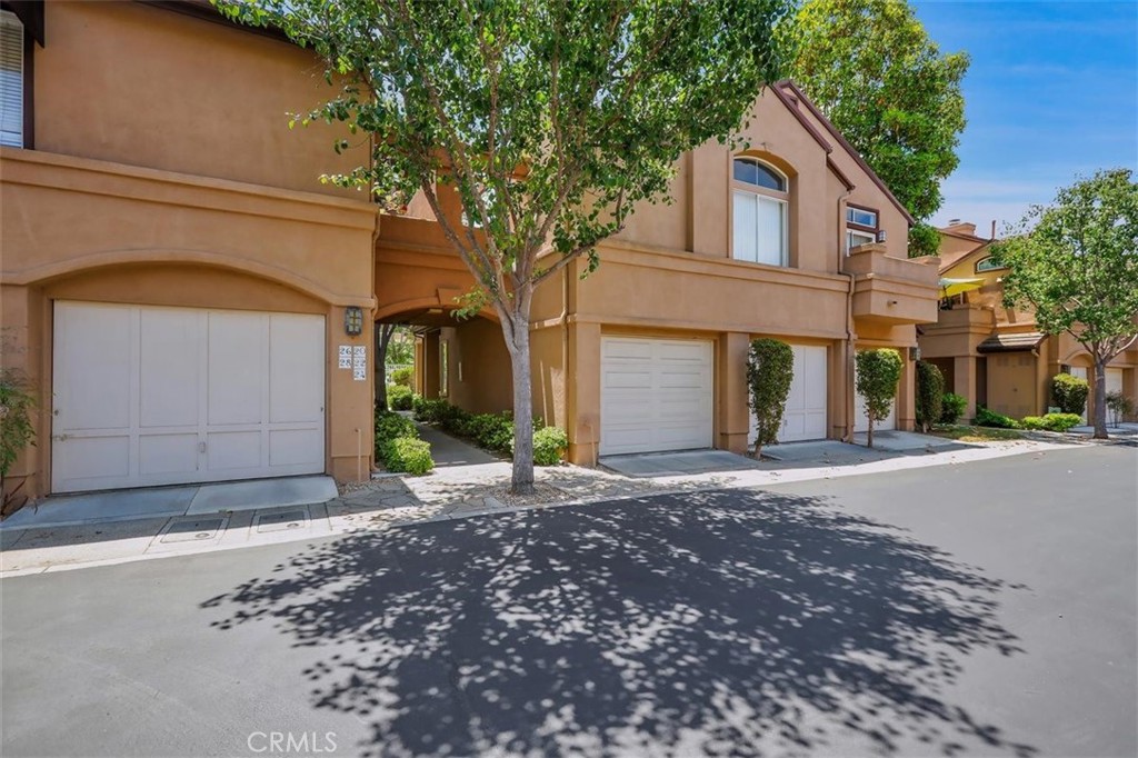24 Bright Water Drive Property Photo 1