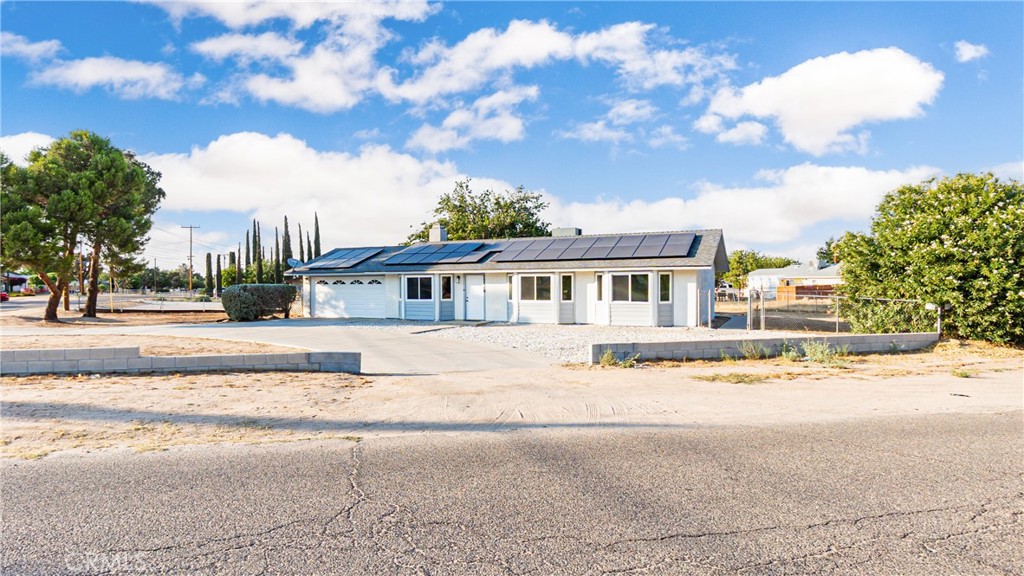 10219 Victor Avenue Property Photo 1