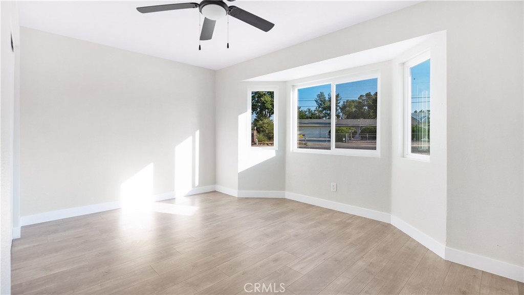 10219 Victor Avenue Property Photo 10