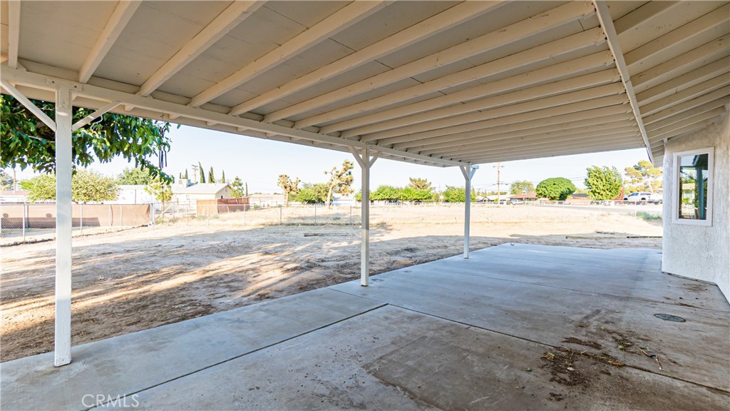 10219 Victor Avenue Property Photo 16