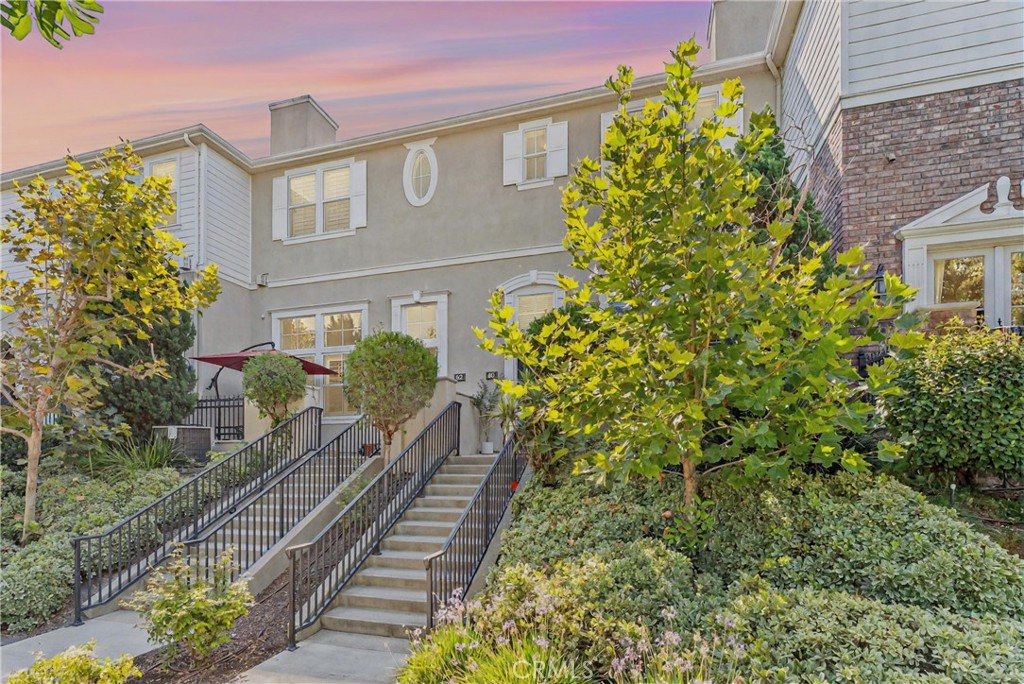 60 Fringe Tree Property Photo 1