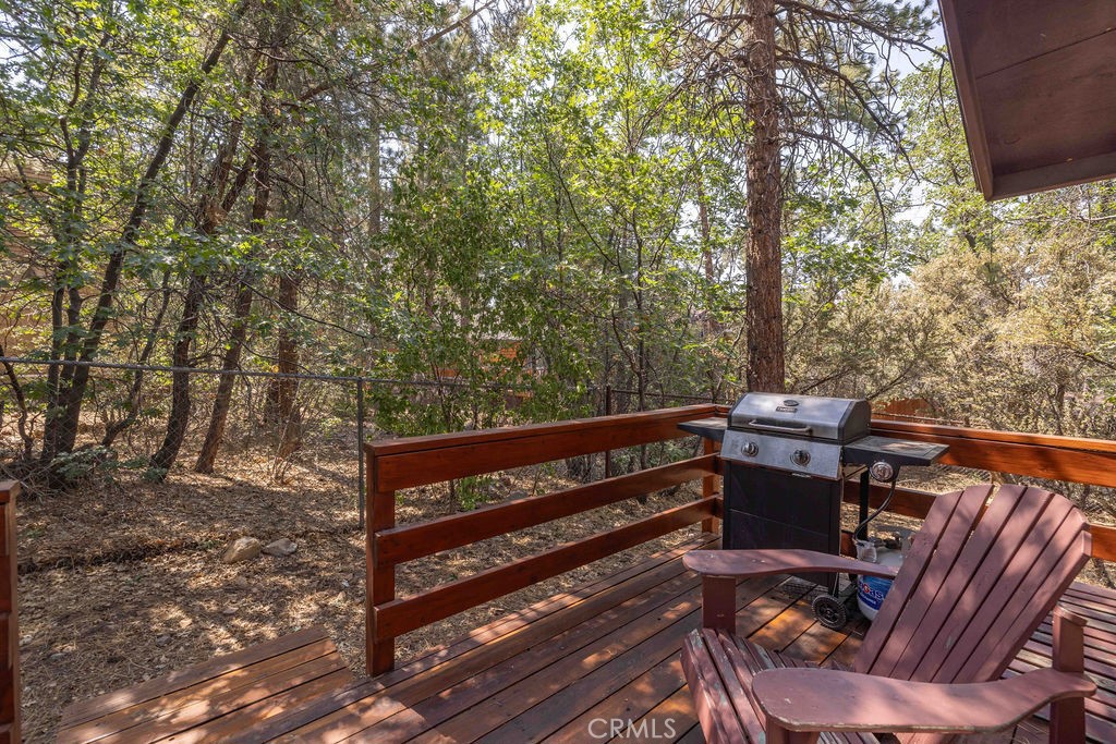 790 Pine Lane Property Photo 6