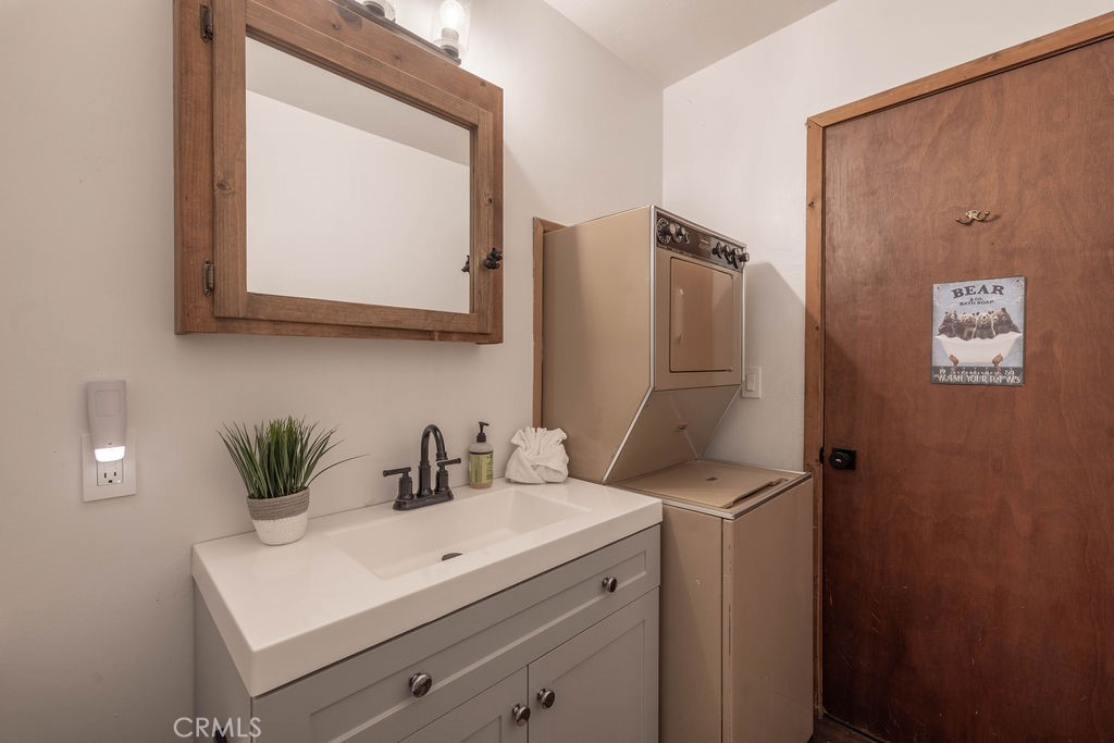 790 Pine Lane Property Photo 20