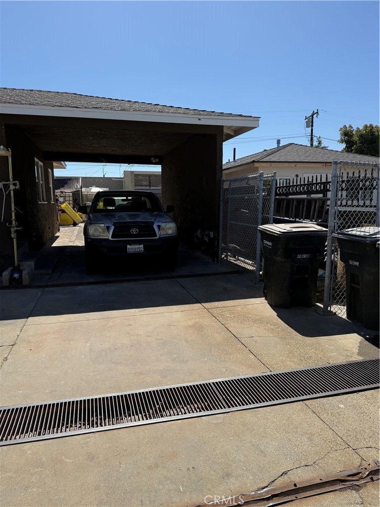 17210 Jersey Avenue Property Photo 3