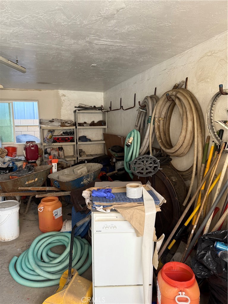 17210 Jersey Avenue Property Photo 10