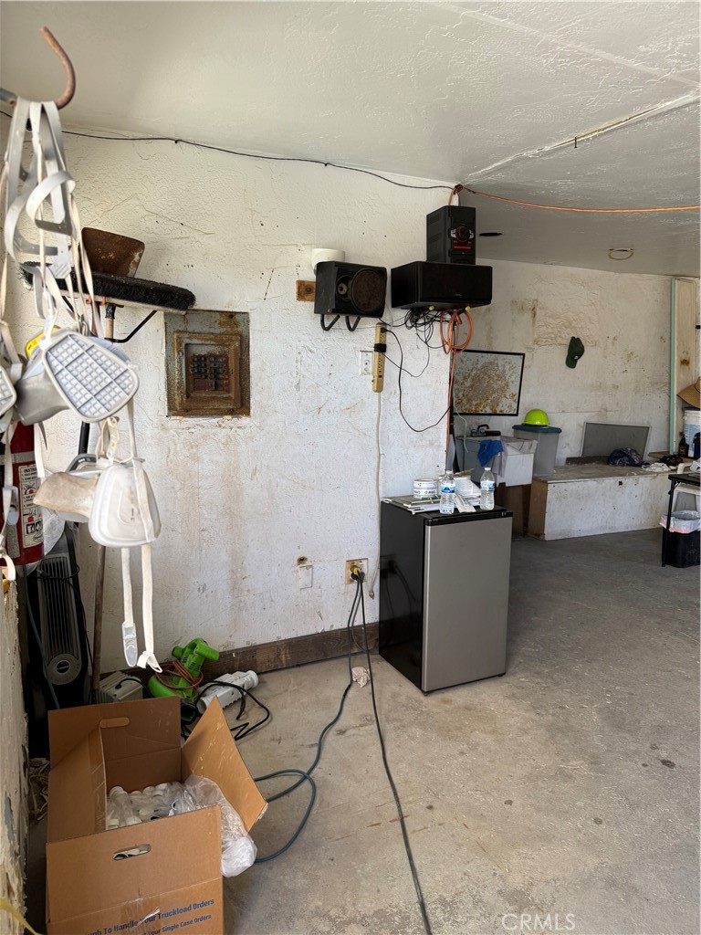 17210 Jersey Avenue Property Photo 12