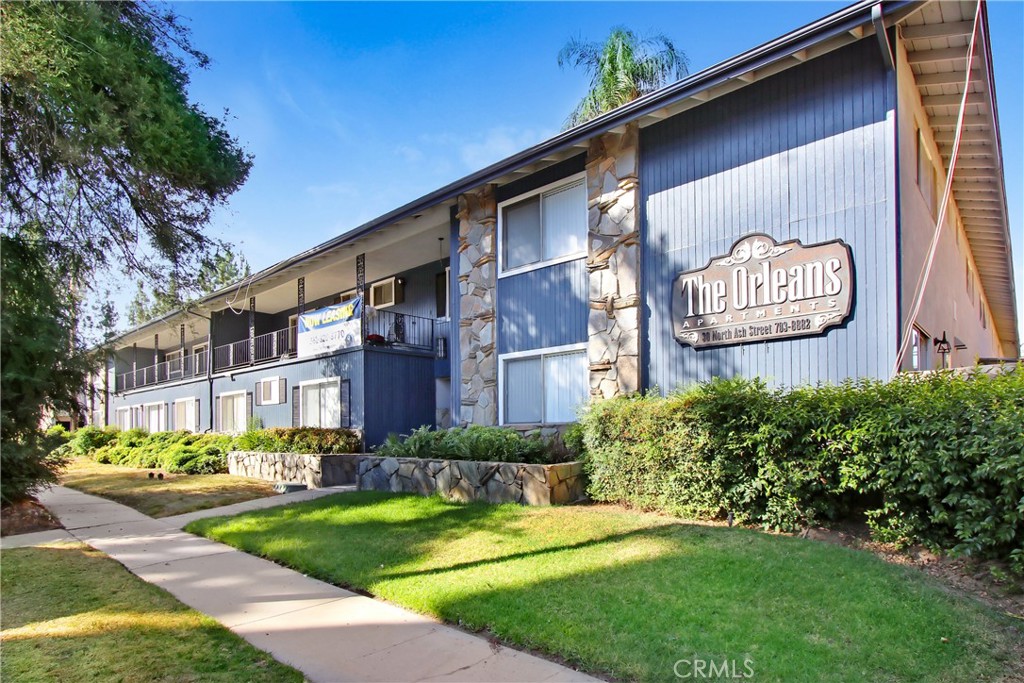 30 N Ash Street Property Photo 1