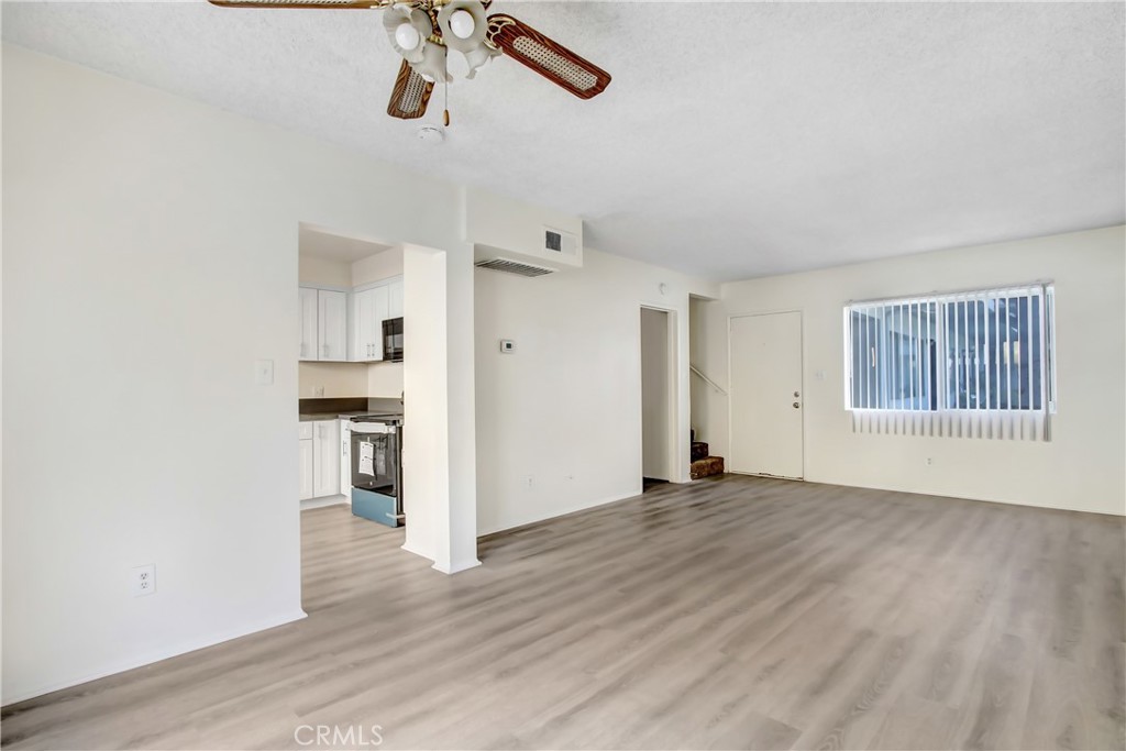 30 N Ash Street Property Photo 5