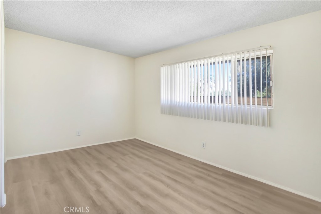 30 N Ash Street Property Photo 8
