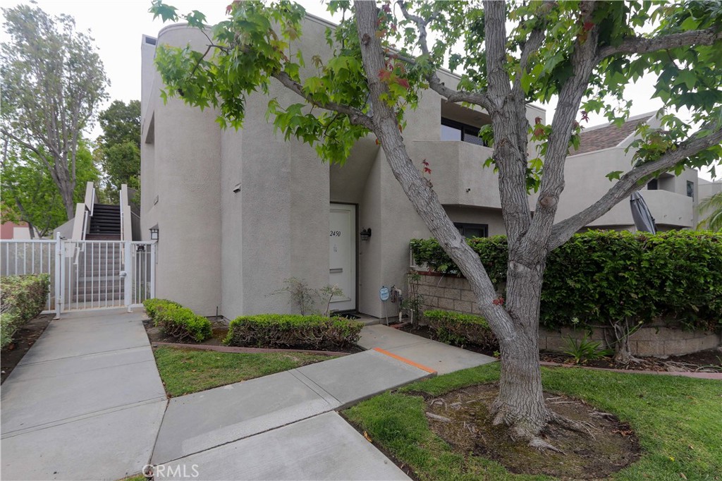 12484 Montecito Road 484 Property Photo 1