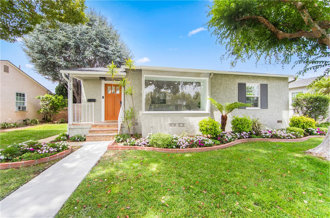 3719 N Greenbrier Road Property Photo
