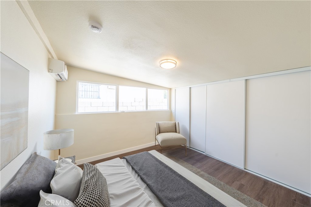 2123 La Verne Avenue Property Photo 11