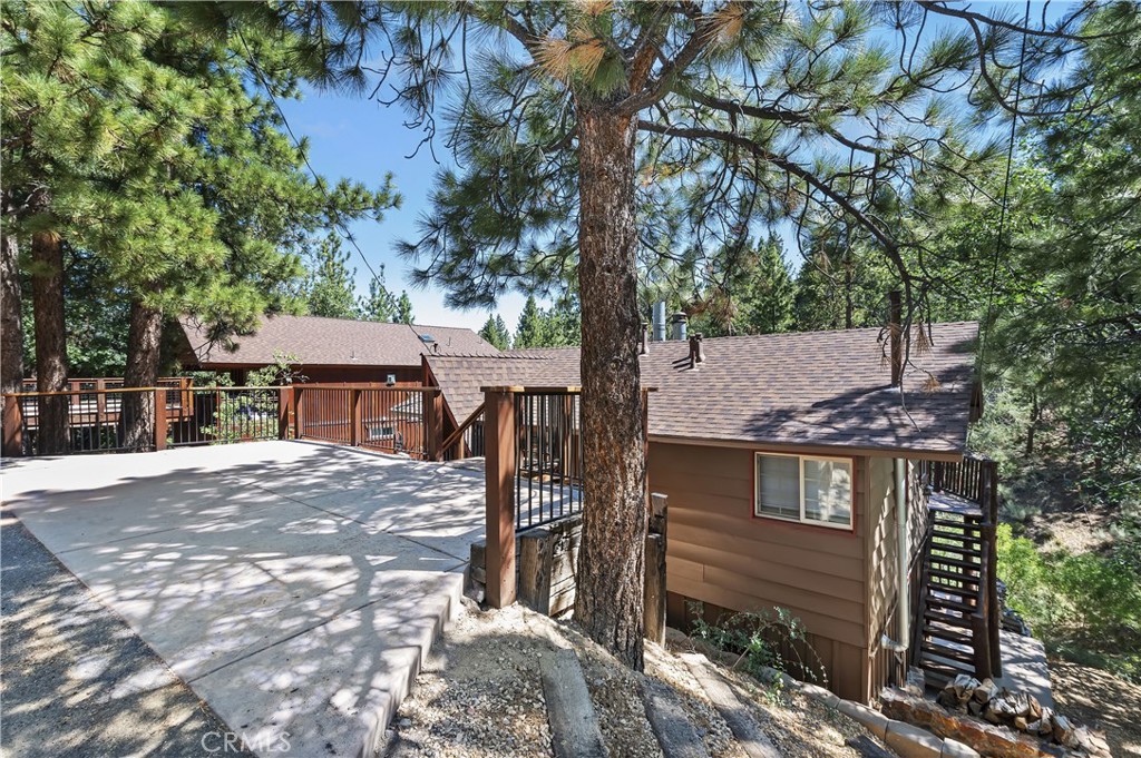 1212 S Minton Avenue Property Photo 7