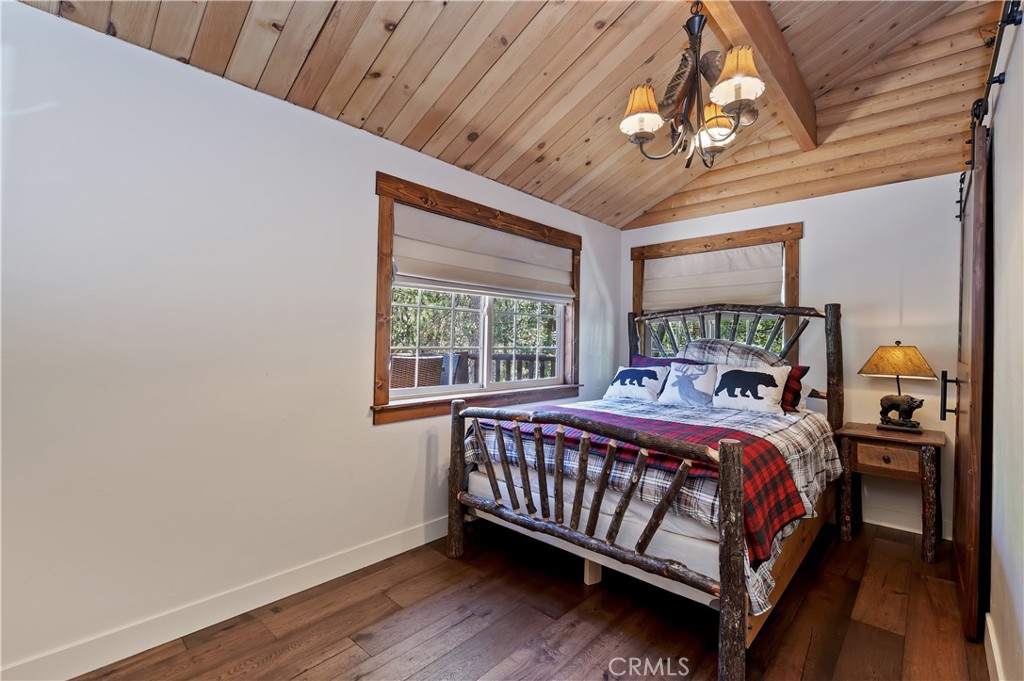 1212 S Minton Avenue Property Photo 12