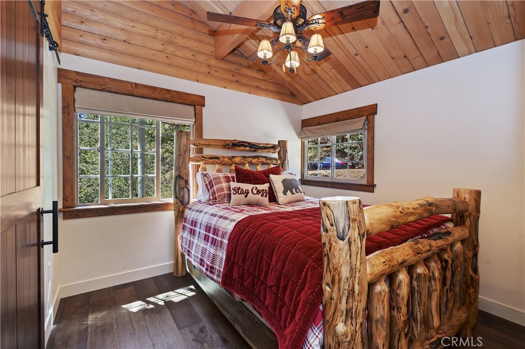 1212 S Minton Avenue Property Photo 13