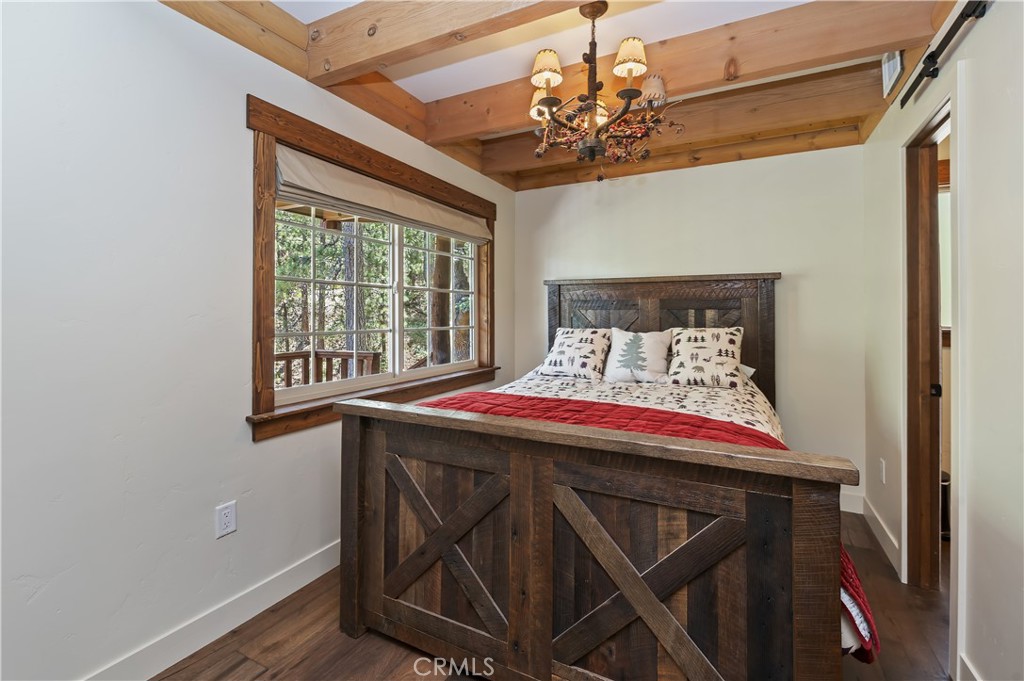 1212 S Minton Avenue Property Photo 18